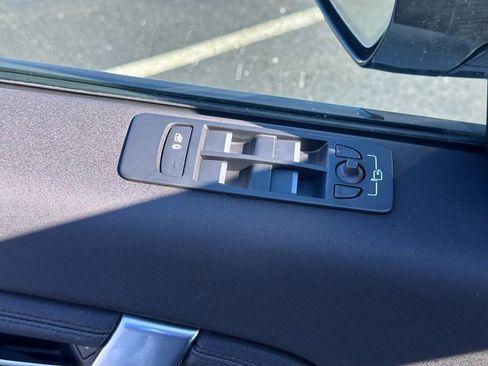 Used 2021 Land Rover Discovery Sport S image 20