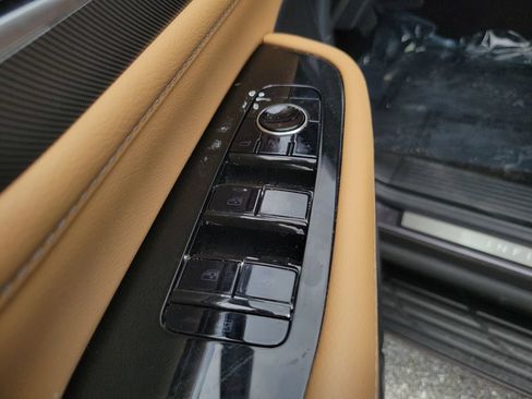Used 2025 INFINITI QX80 Luxe AWD/4WD image 18