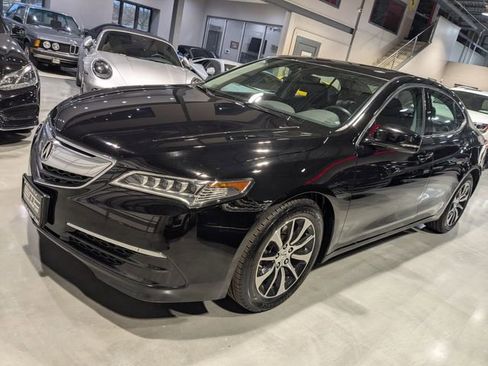 Used 2017 Acura TLX w/ Technology Package image 3
