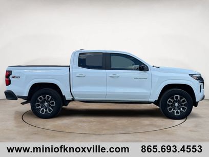 Used 2023 Chevrolet Colorado Z71 w/ Z71 Convenience Package 2