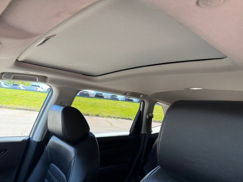 Used 2023 Honda CR-V EX-L image 25