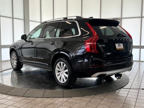 Used 2018 Volvo XC90 T6 Momentum w/ Momentum Plus Package AWD/4WD image 5