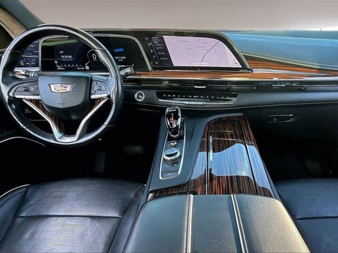 Used 2021 Cadillac Escalade Premium Luxury image 15