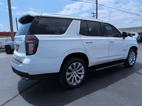 Used 2021 Chevrolet Tahoe Premier w/ Premium Package AWD/4WD image 5