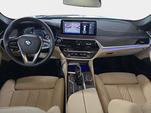 Used 2023 BMW 530i w/ Premium Package RWD image 12