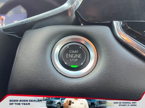 Used 2025 GMC Canyon Elevation RWD image 28