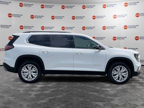Used 2026 GMC Acadia Elevation w/ Elevation Premium Package AWD/4WD image 6