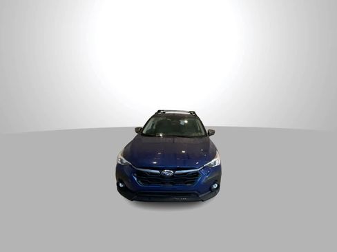 Used 2024 Subaru Crosstrek 2.0i Premium w/ Popular Package #3 image 3