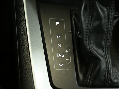 Used 2023 Audi Q3 2.0T Premium image 26