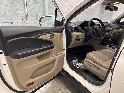 Used 2016 Honda Pilot EX-L image 12