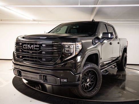 Used 2024 GMC Sierra 1500 SLT RWD image 1