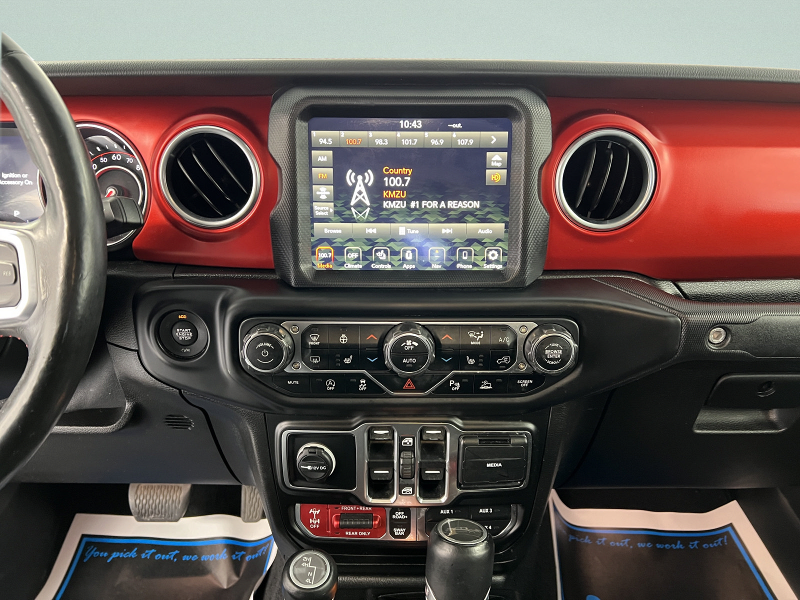 Used 2020 Jeep Gladiator Rubicon AWD/4WD image 17