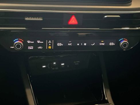 Used 2025 Kia K5 GT w/ GT1 Package image 19