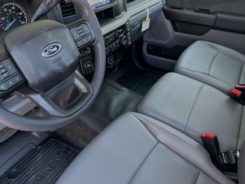New 2023 Ford F250 XL w/ XL Chrome Package image 10