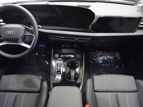 New 2025 Audi A5 2.0T Prestige image 8