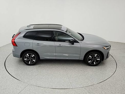 New 2027 Volvo XC60 B5 Core AWD/4WD image 16