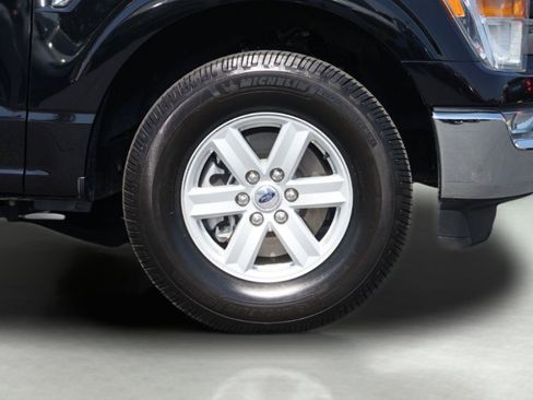 Used 2022 Ford F150 XLT w/ Equipment Group 301A Mid RWD image 5