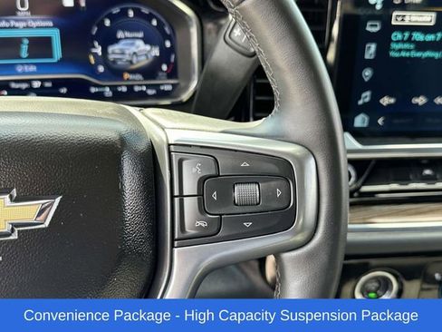 Used 2023 Chevrolet Silverado 1500 LT AWD/4WD image 10