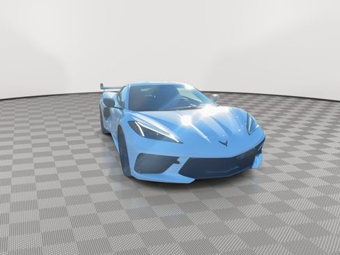 Used 2025 Chevrolet Corvette Stingray Coupe w/ 1LT image 3