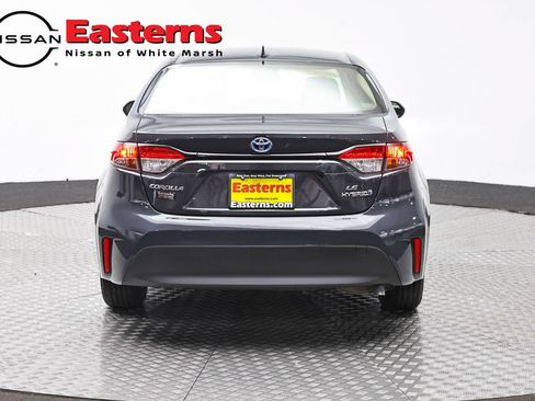Used 2023 Toyota Corolla LE w/ Carpet Mat Package (TMS) FWD image 6