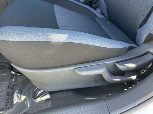 New 2025 Nissan Versa SV image 17