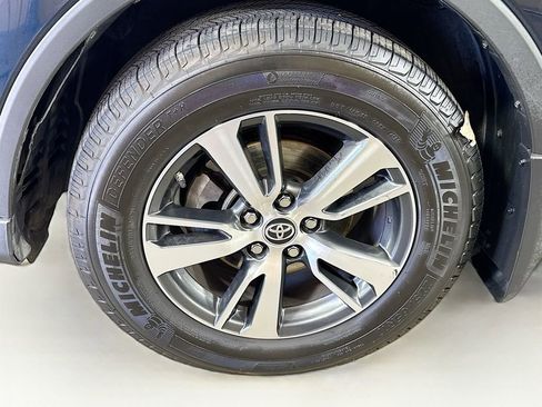 Used 2017 Toyota RAV4 XLE image 40