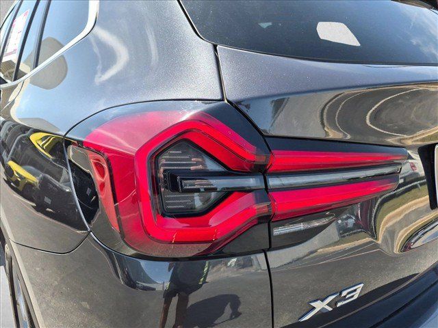 Used 2023 BMW X3 xDrive30i AWD/4WD image 27