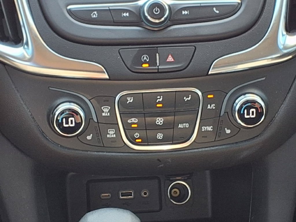Used 2024 Chevrolet Equinox LT w/ LPO, Floor Liner Package FWD image 16