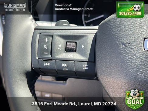 Used 2025 Nissan Rogue SV FWD image 23