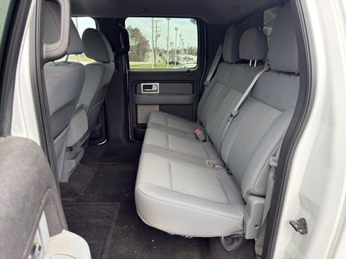 Used 2011 Ford F150 XLT w/ XLT Chrome Pkg image 11