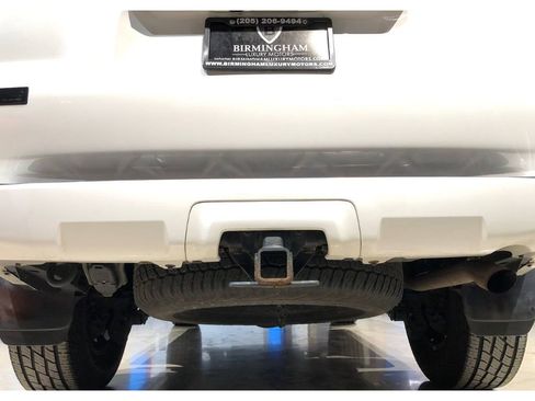 Used 2018 Toyota 4Runner SR5 Premium image 16