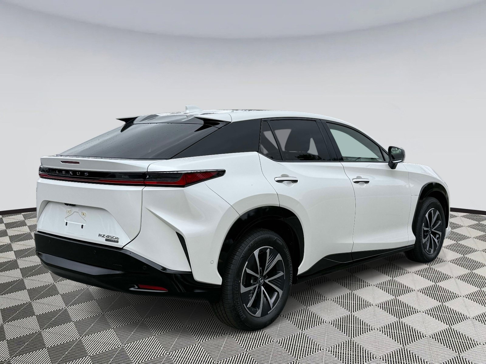 Used 2023 Lexus RZ 450e Premium w/ Technology Package AWD/4WD image 2