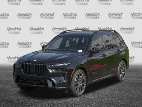 Used 2025 BMW X7 xDrive40i w/ M Sport Package AWD/4WD image 5