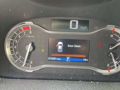 Used 2023 Honda Ridgeline RTL image 2