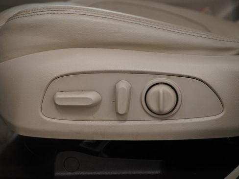 Used 2018 GMC Acadia Denali w/ Technology Package image 29