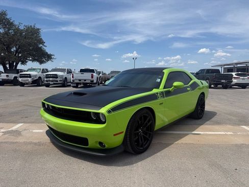 Used 2023 Dodge Challenger R/T Scat Pack w/ T/A Package RWD image 1