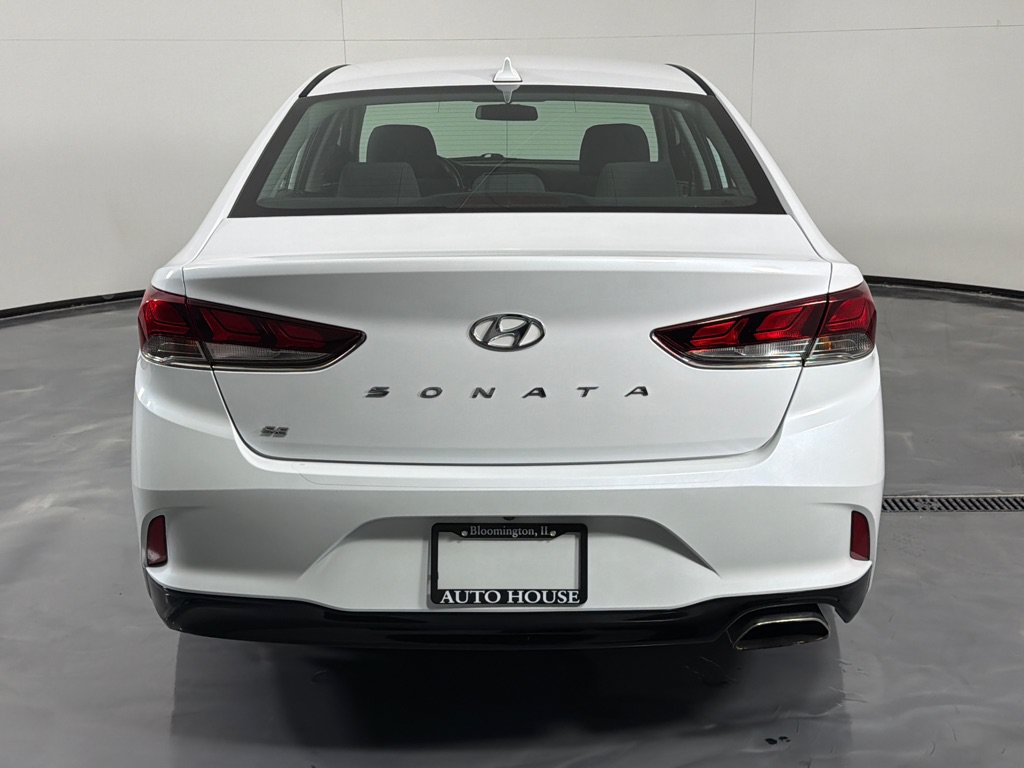 Used 2019 Hyundai Sonata SE w/ Cargo Package FWD image 6