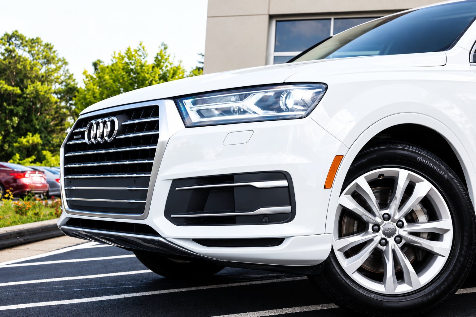Used 2019 Audi Q7 2.0T Premium w/ Convenience Package AWD/4WD image 2