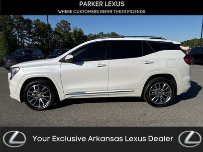 Used 2024 GMC Terrain Denali w/ Denali Premium Package