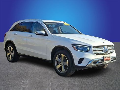 Used 2022 Mercedes-Benz GLC 300 4MATIC image 3
