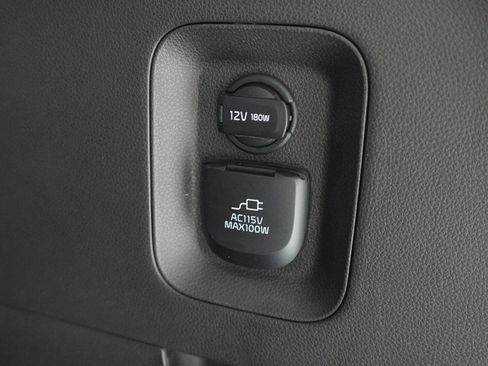 Used 2026 Kia Carnival SX w/ SX Dark Edition Package FWD image 32