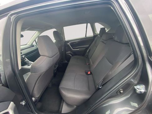 Used 2024 Toyota RAV4 LE AWD/4WD image 8