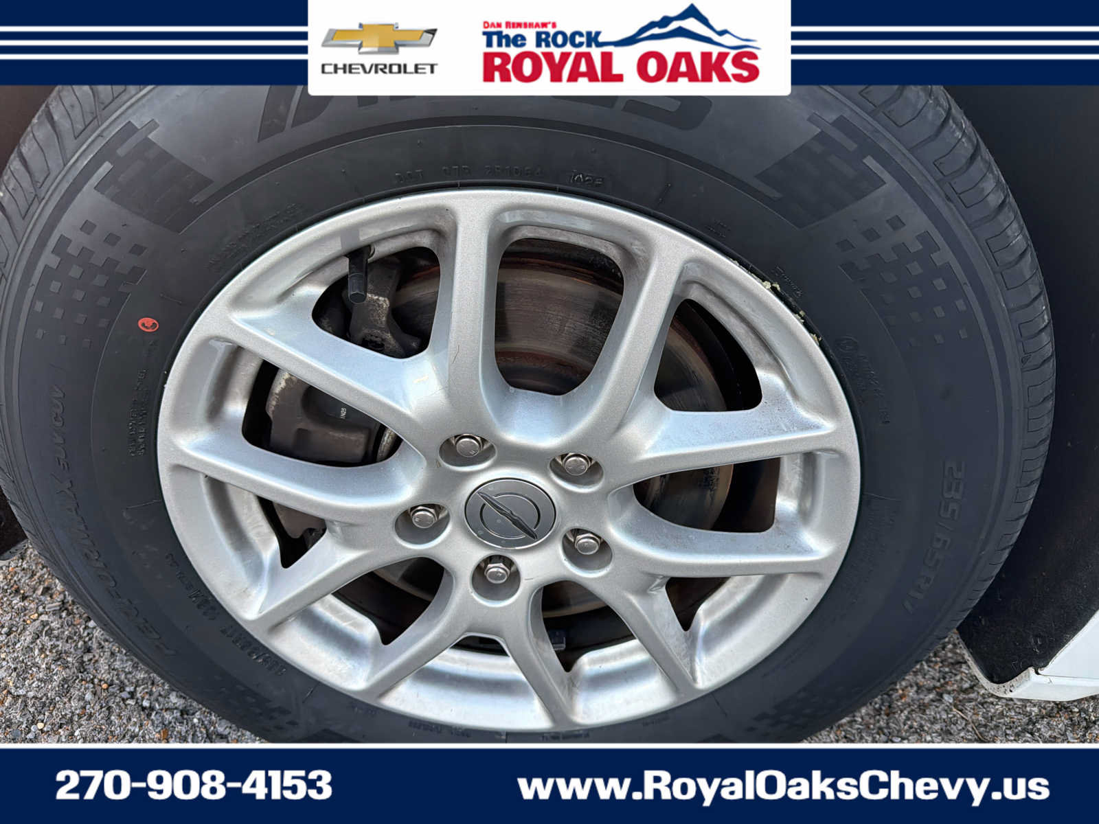 Used 2023 Chrysler Voyager LX FWD image 17