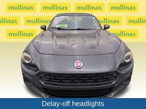 Used 2018 FIAT 124 Spider Classica RWD image 15