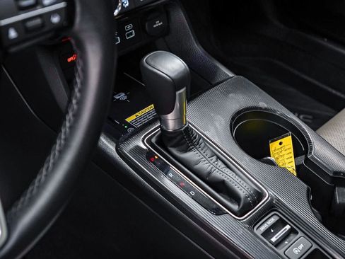 Used 2024 Honda Civic Sport Touring image 19