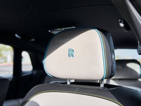 Used 2025 Rolls-Royce Ghost Black Badge image 51