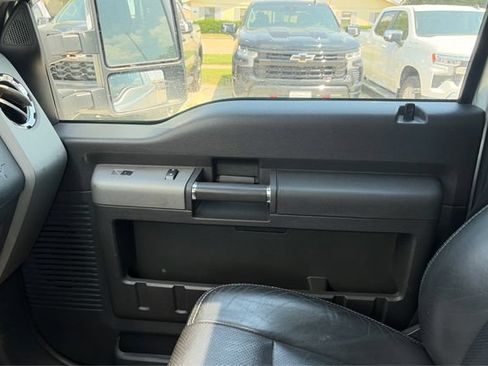 Used 2011 Ford F350 Lariat w/ Lariat Ultimate Pkg AWD/4WD image 20
