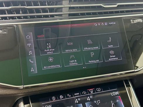Used 2023 Audi Q8 Prestige w/ Prestige Package AWD/4WD image 24
