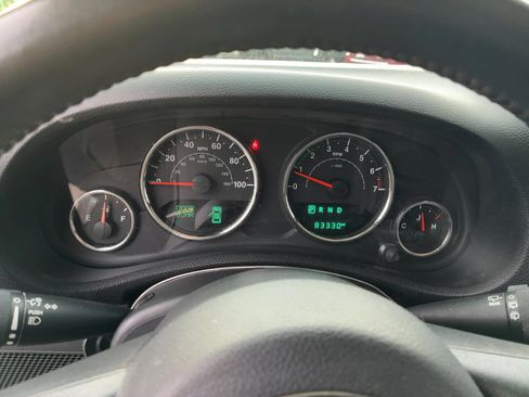 Used 2015 Jeep Wrangler Unlimited Sahara w/ Dual Top Group image 6