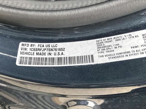 Used 2025 RAM 1500 Laramie w/ Night Edition AWD/4WD image 28